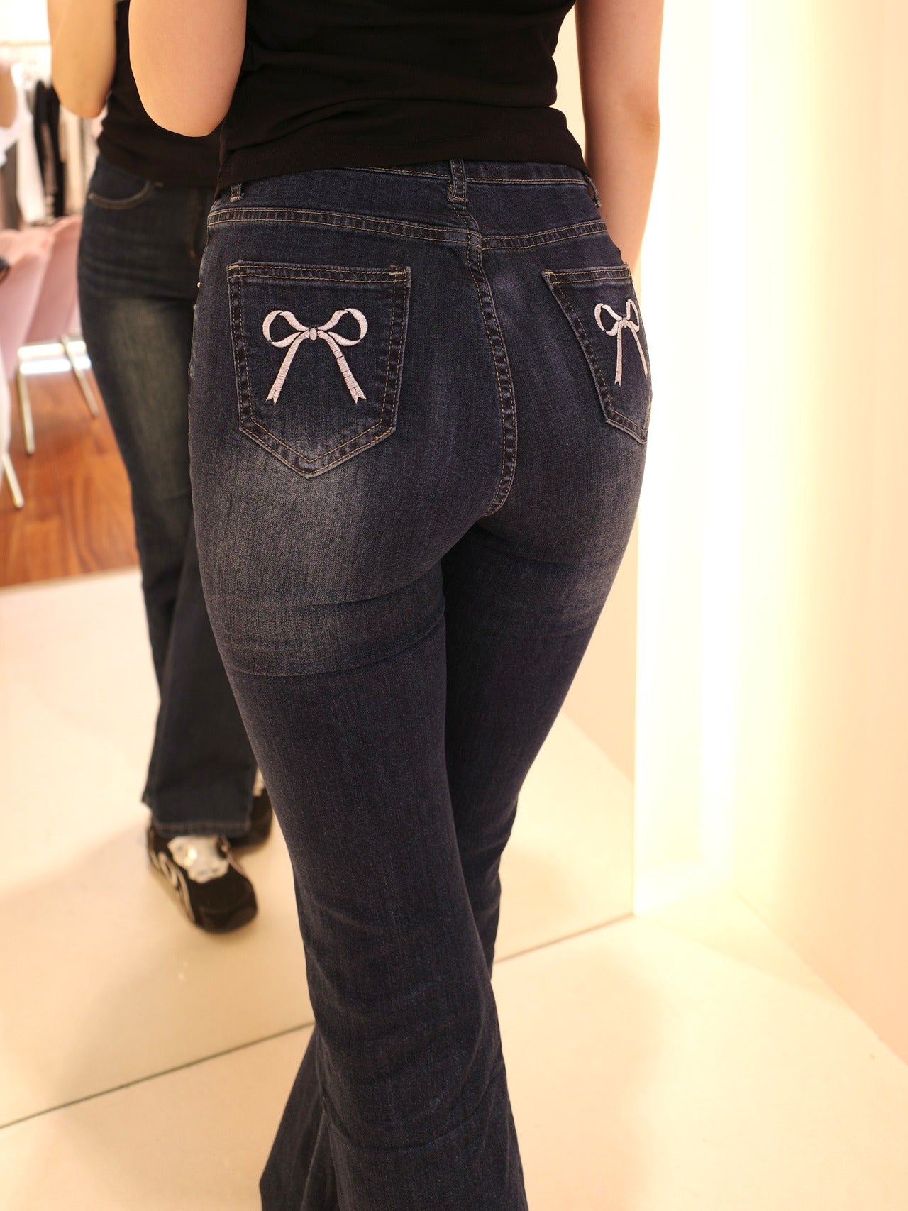 back ribbon flare denim – ROUGE by POMME d
