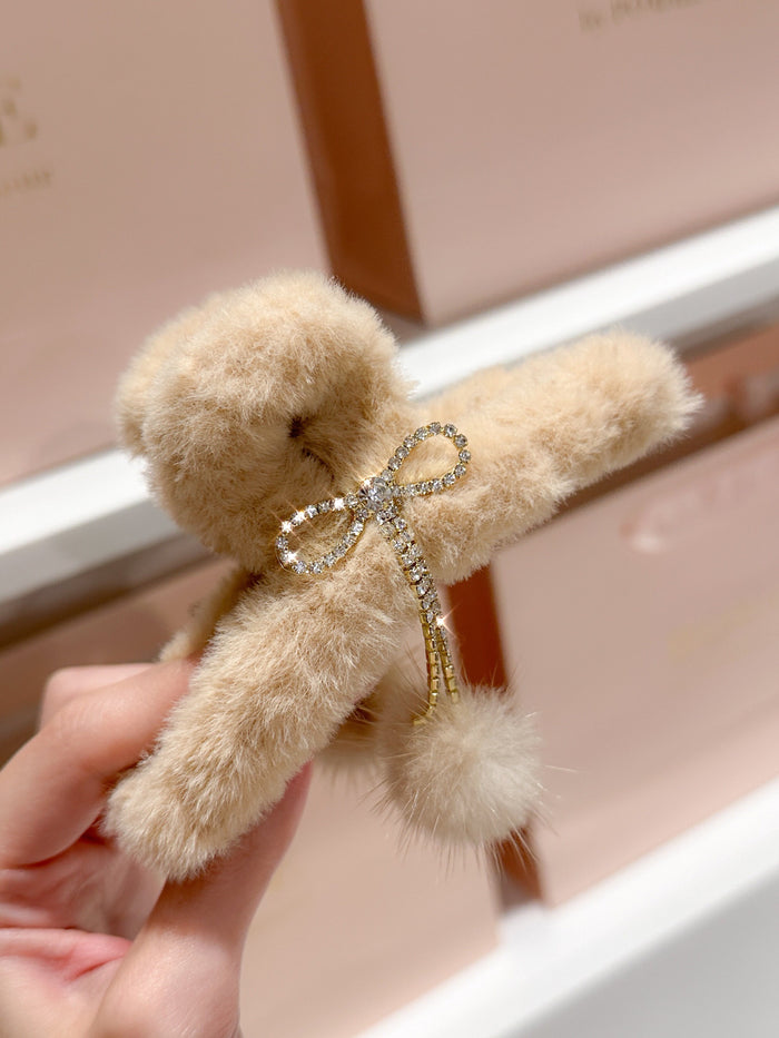 bijou ribbon fur hair clip