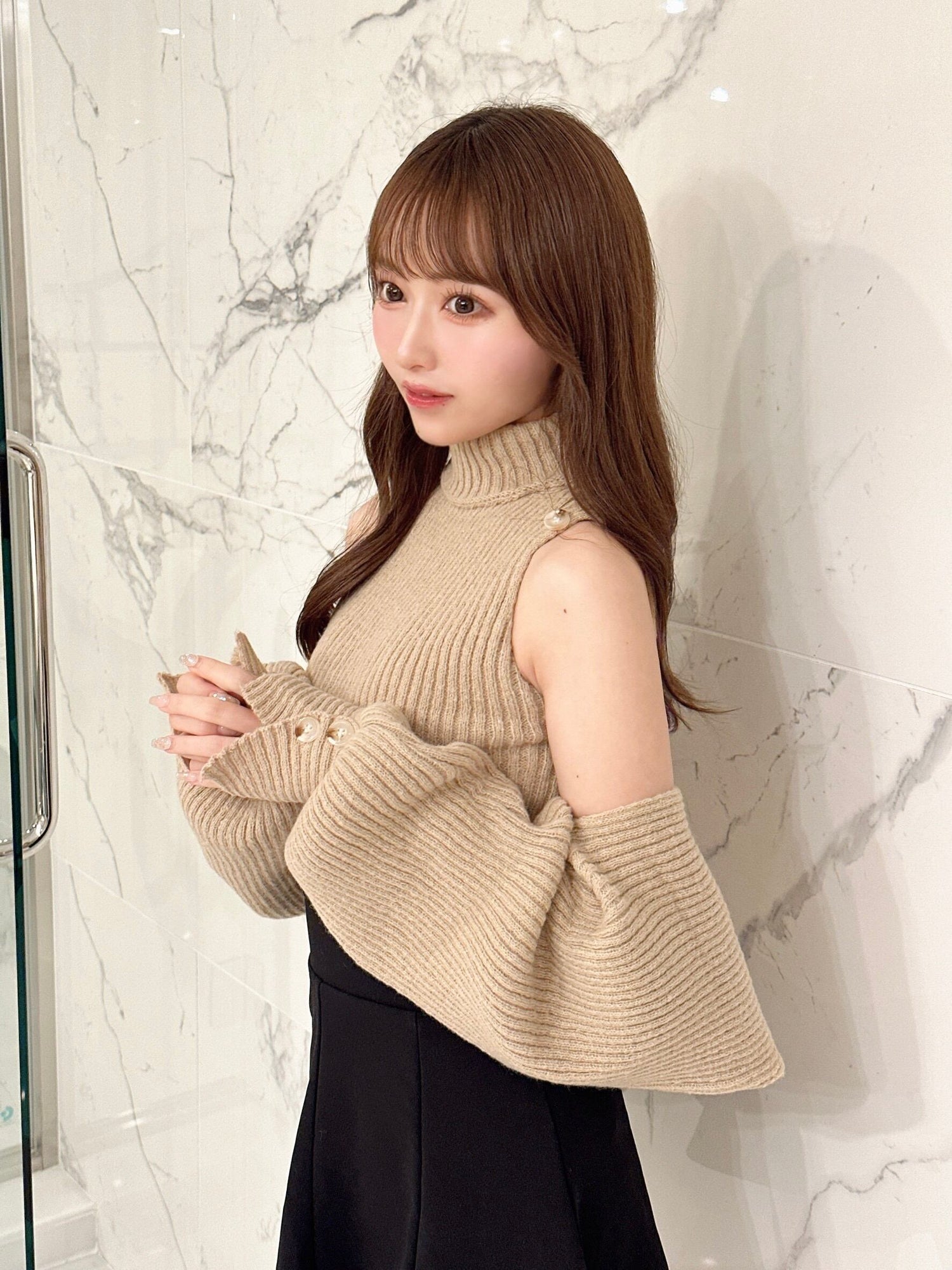 モデル160cm（Fサイズ着用）