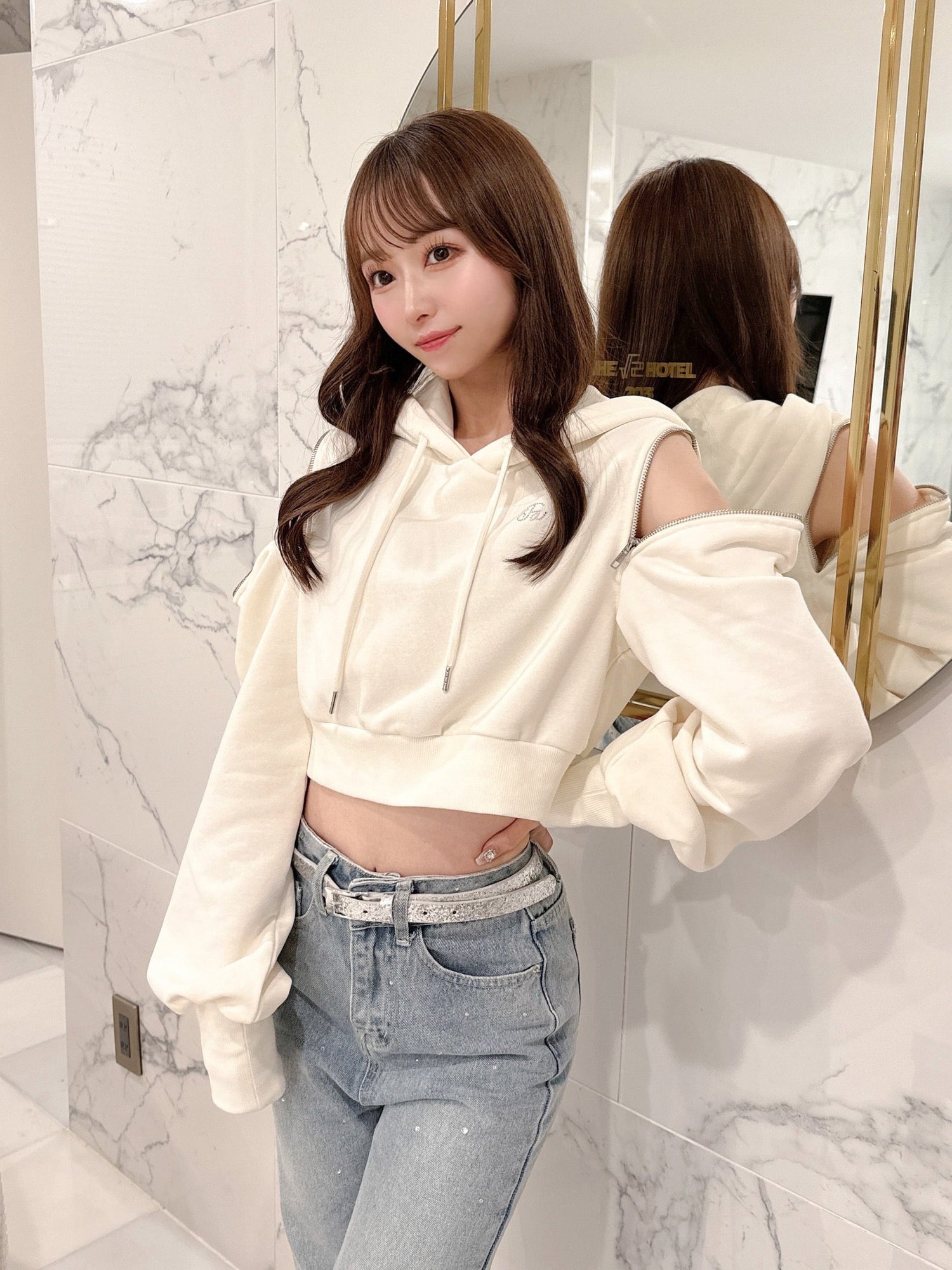 モデル160cm（Fサイズ着用）