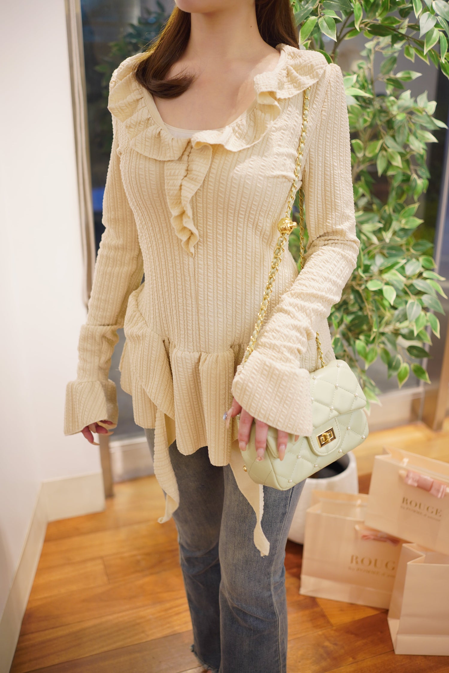 モデル163cm（Fサイズ着用）