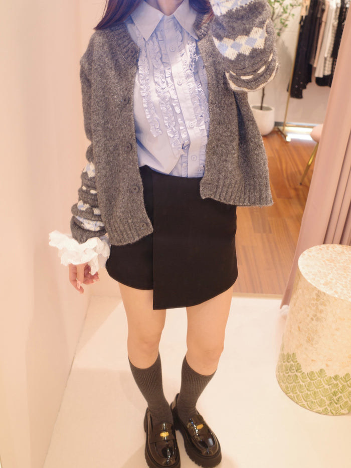 frill blouse
