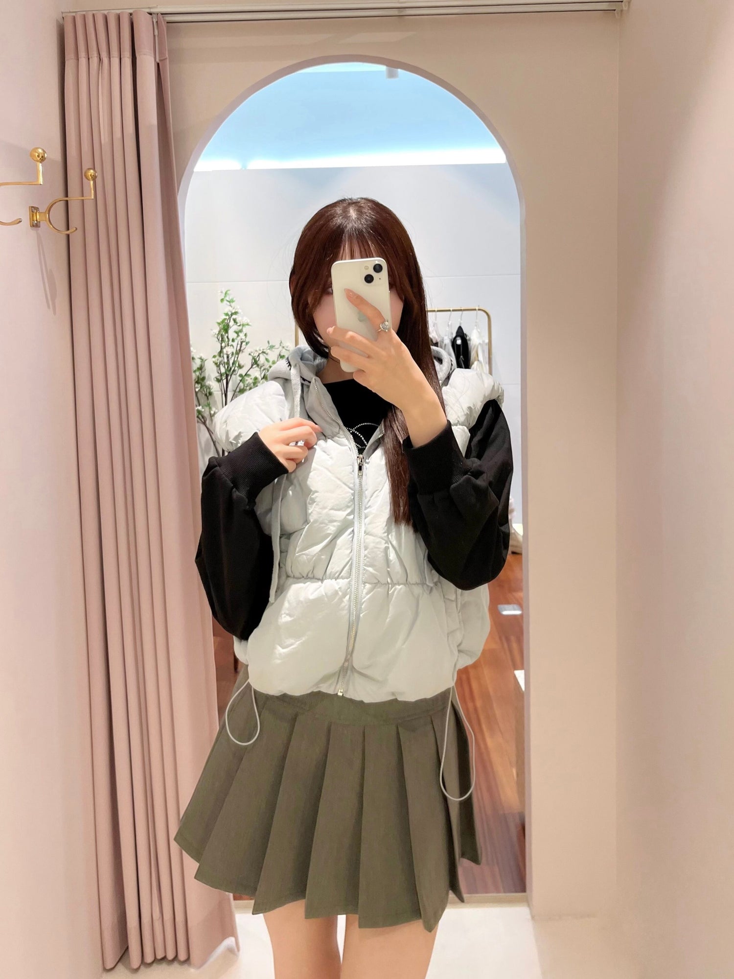 モデル170cm（Sサイズ着用）
