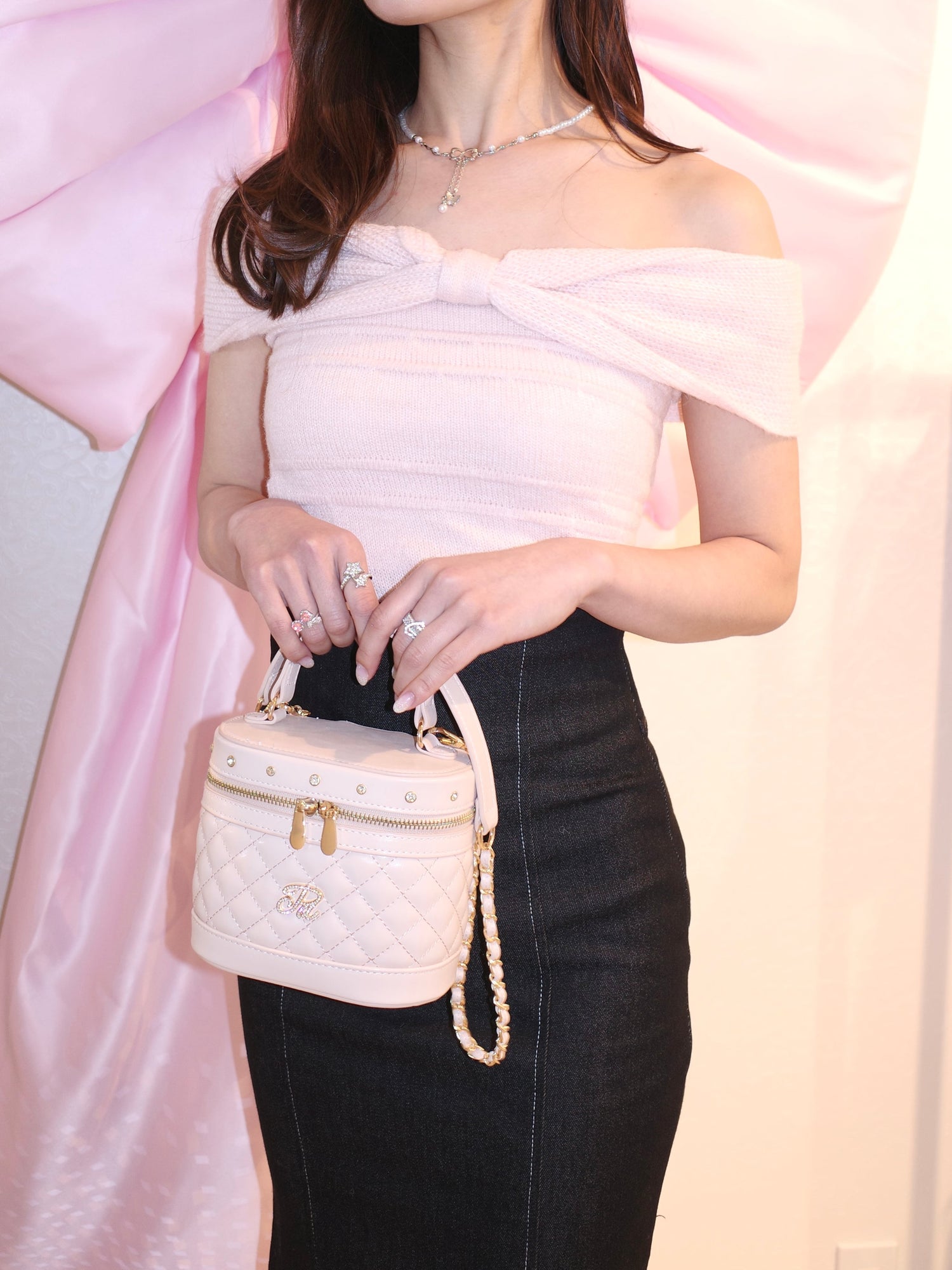モデル168cm（Fサイズ着用）