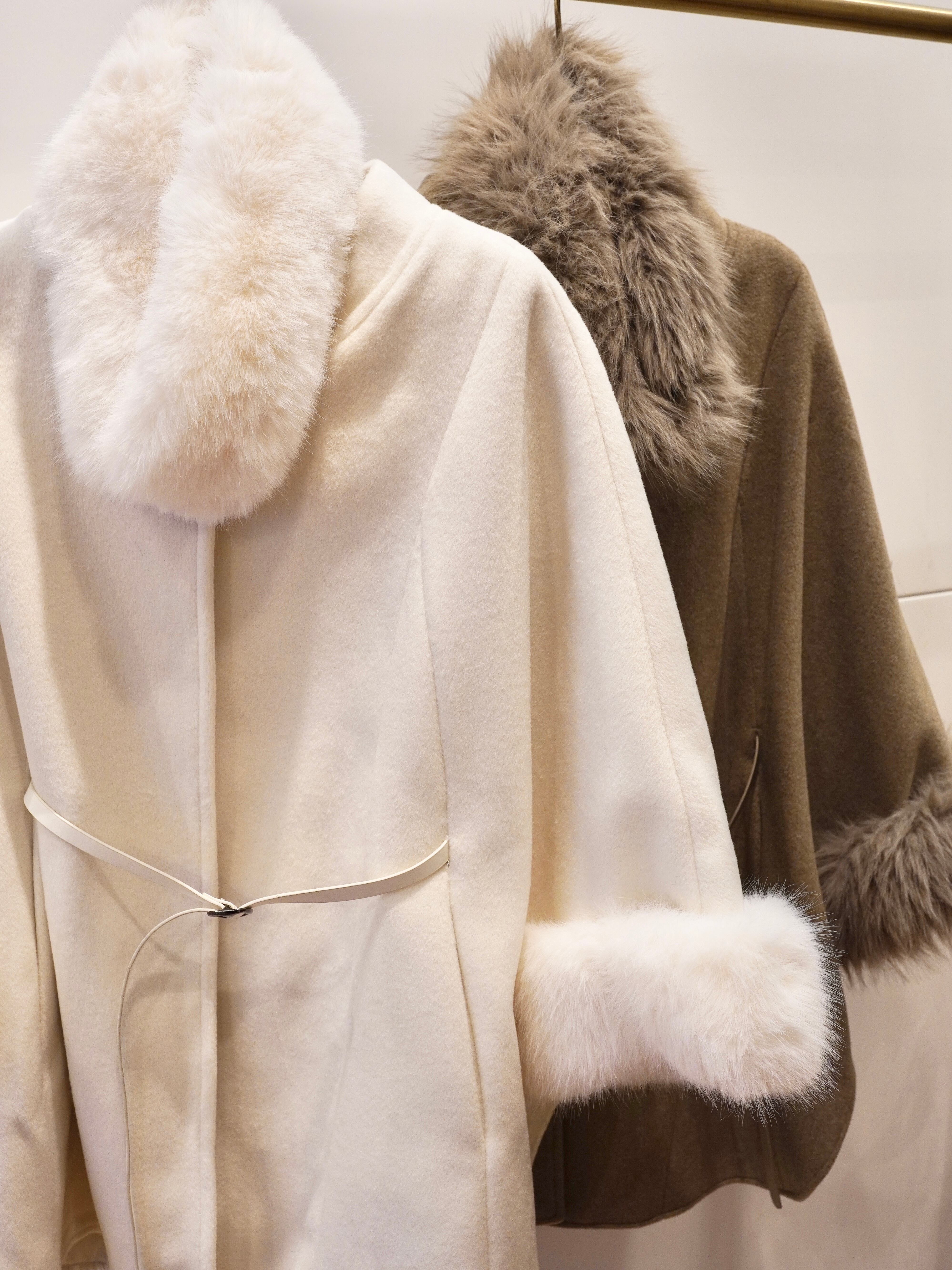 fur cape coat – ROUGE by POMME d'amour