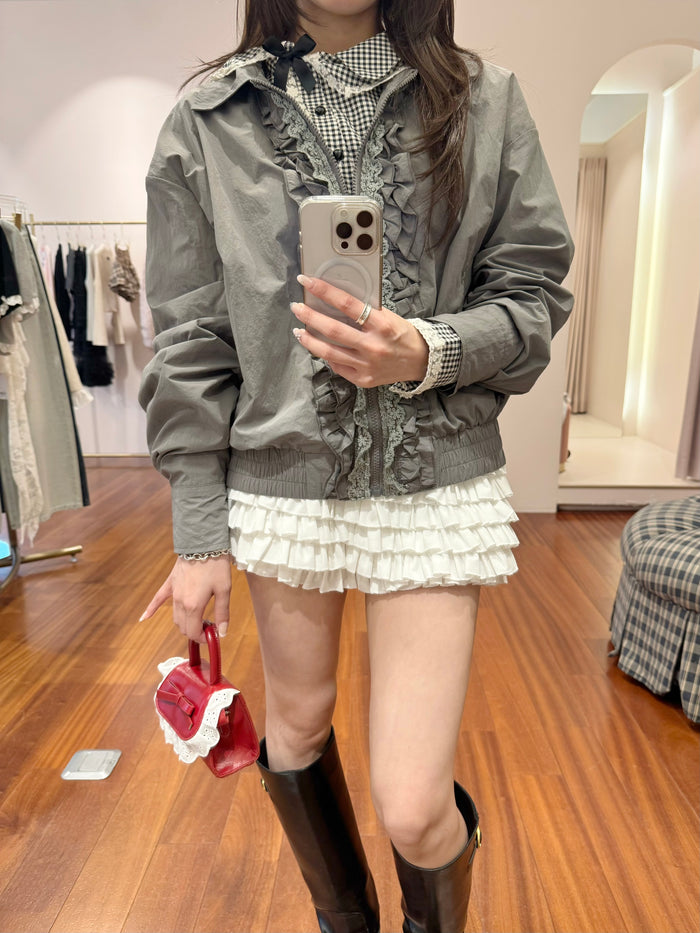 zip up frill blouson