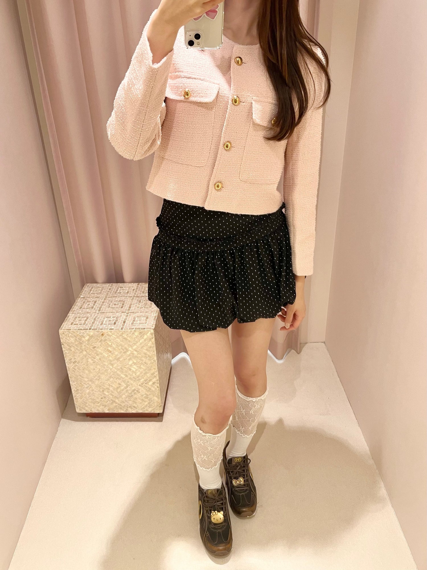 モデル170cm（Fサイズ着用）