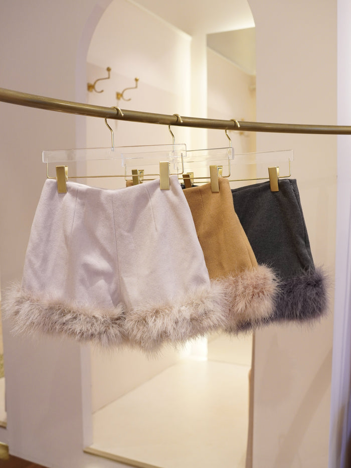 fur short pants