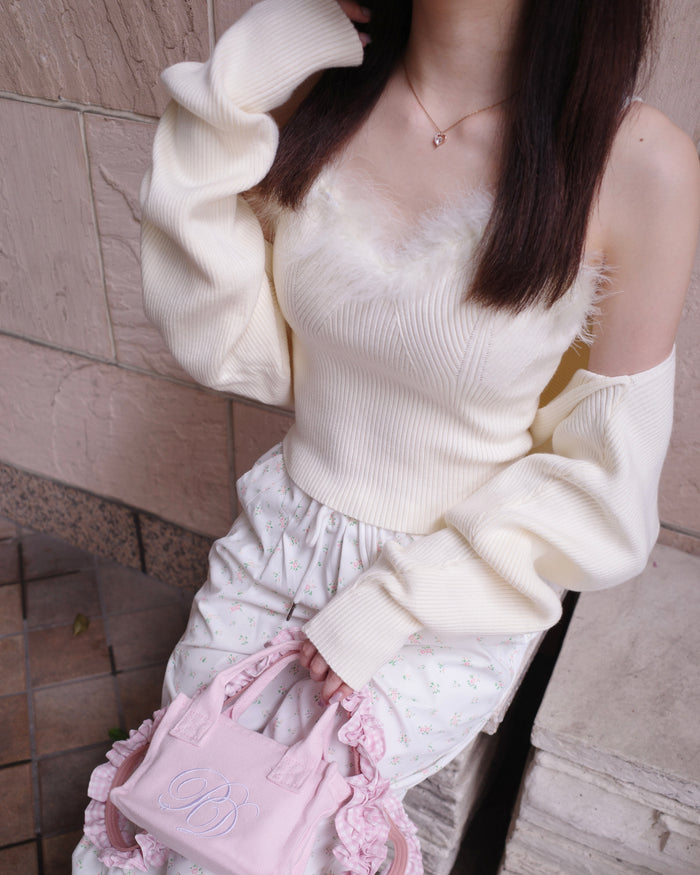 モデル155cm（Fサイズ着用）