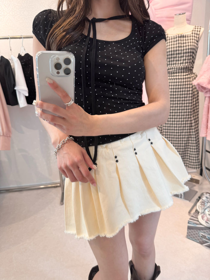 pleated mini skirt