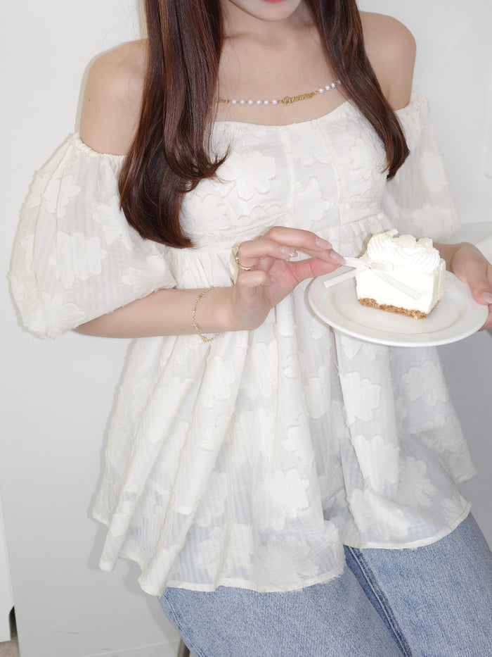モデル170cm（Fサイズ着用）